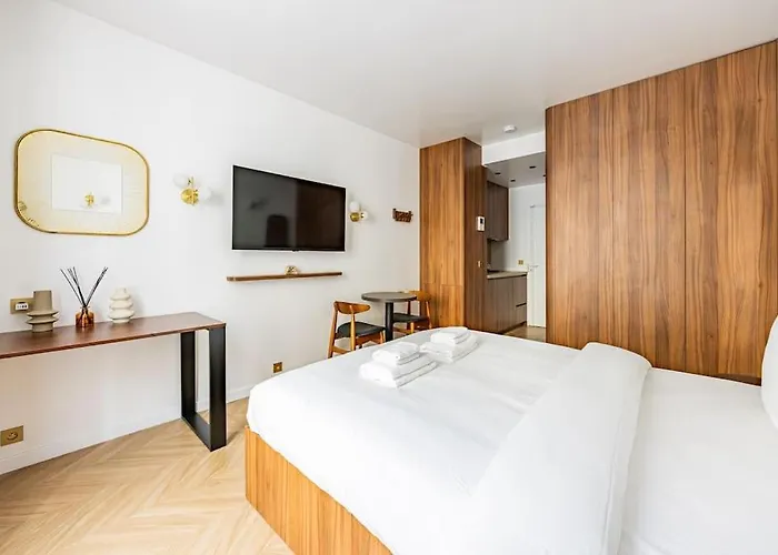 151 Suite Luxueuse-Etienne Marcel-Chatelet-Paris 3